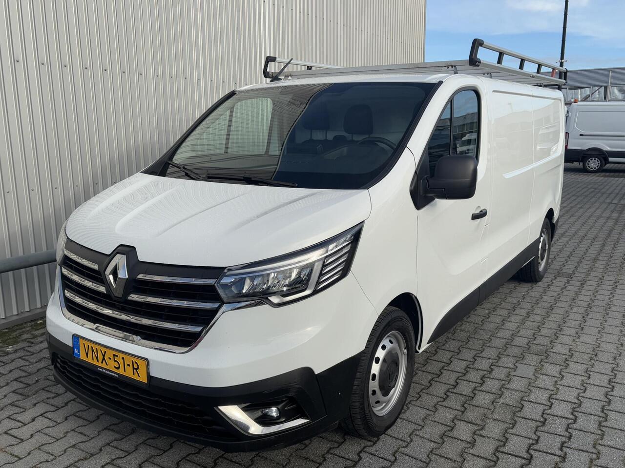 Renault TRAFIC 2.0 dCi 110 T30 L2H1*A/C*CRUISE*NAVI*HAAK*3PERS*