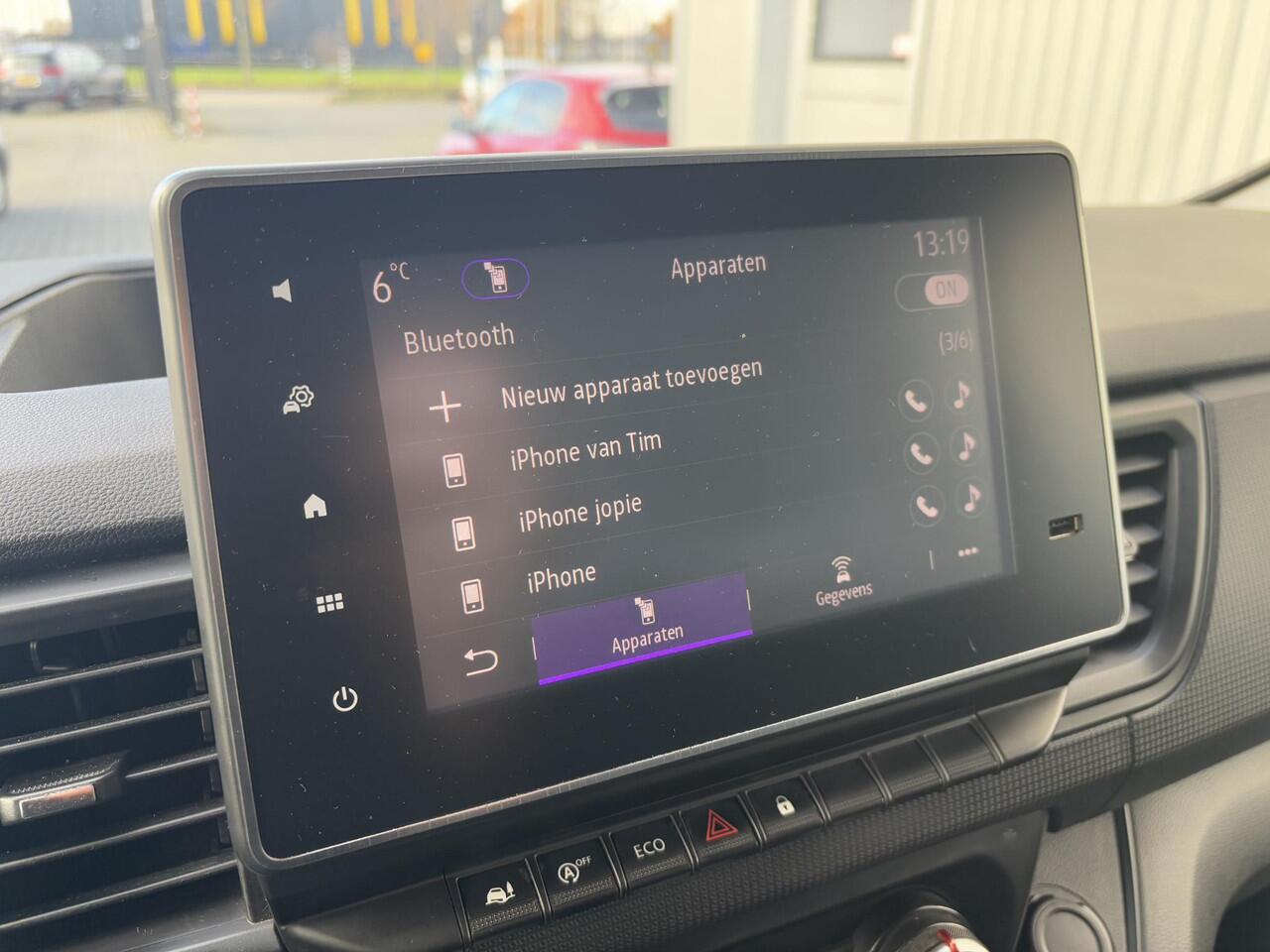 Renault TRAFIC 2.0 dCi 110 T30 L2H1*A/C*CRUISE*NAV*HAAK*3PERS*TEL