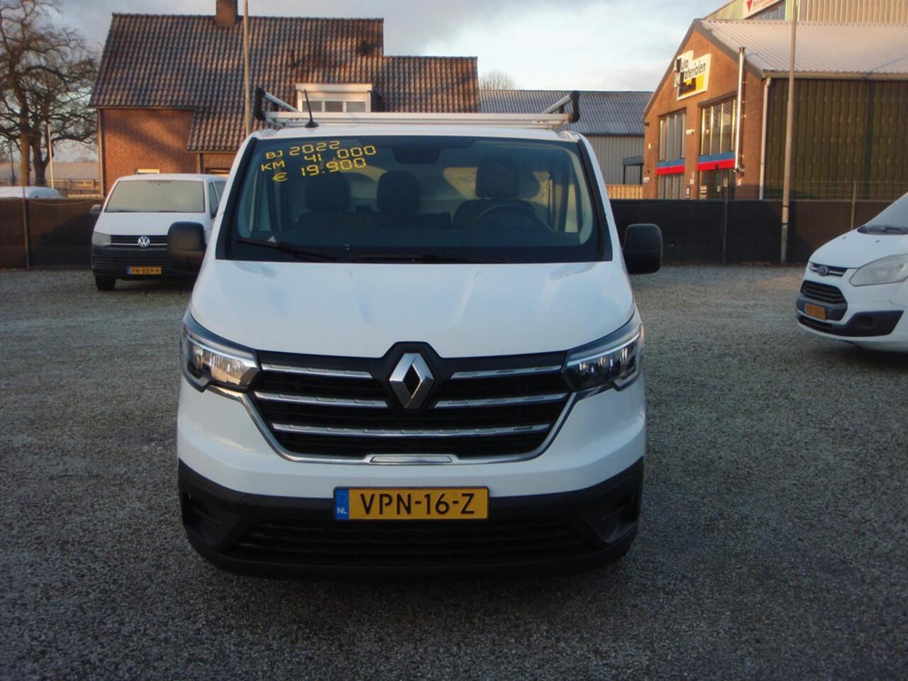 Renault TRAFIC 2.0 dCi Trekhaak navigatie 41359 km Imperiaal L2 bj 22