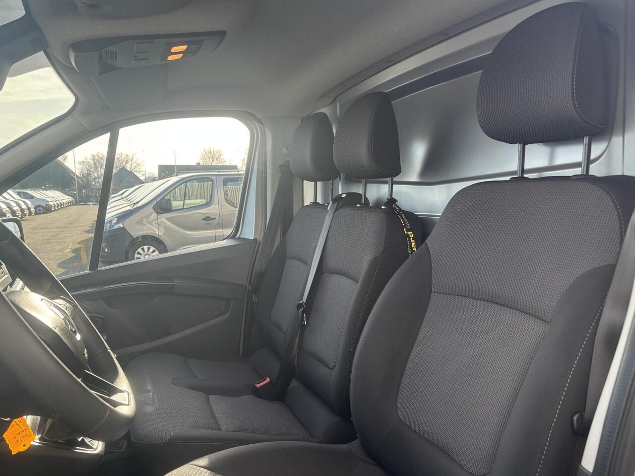 Renault TRAFIC 2.0 dCi 130 T30 L2H1 Comfort*CRUISE*HAAK*ECC*TEL*3