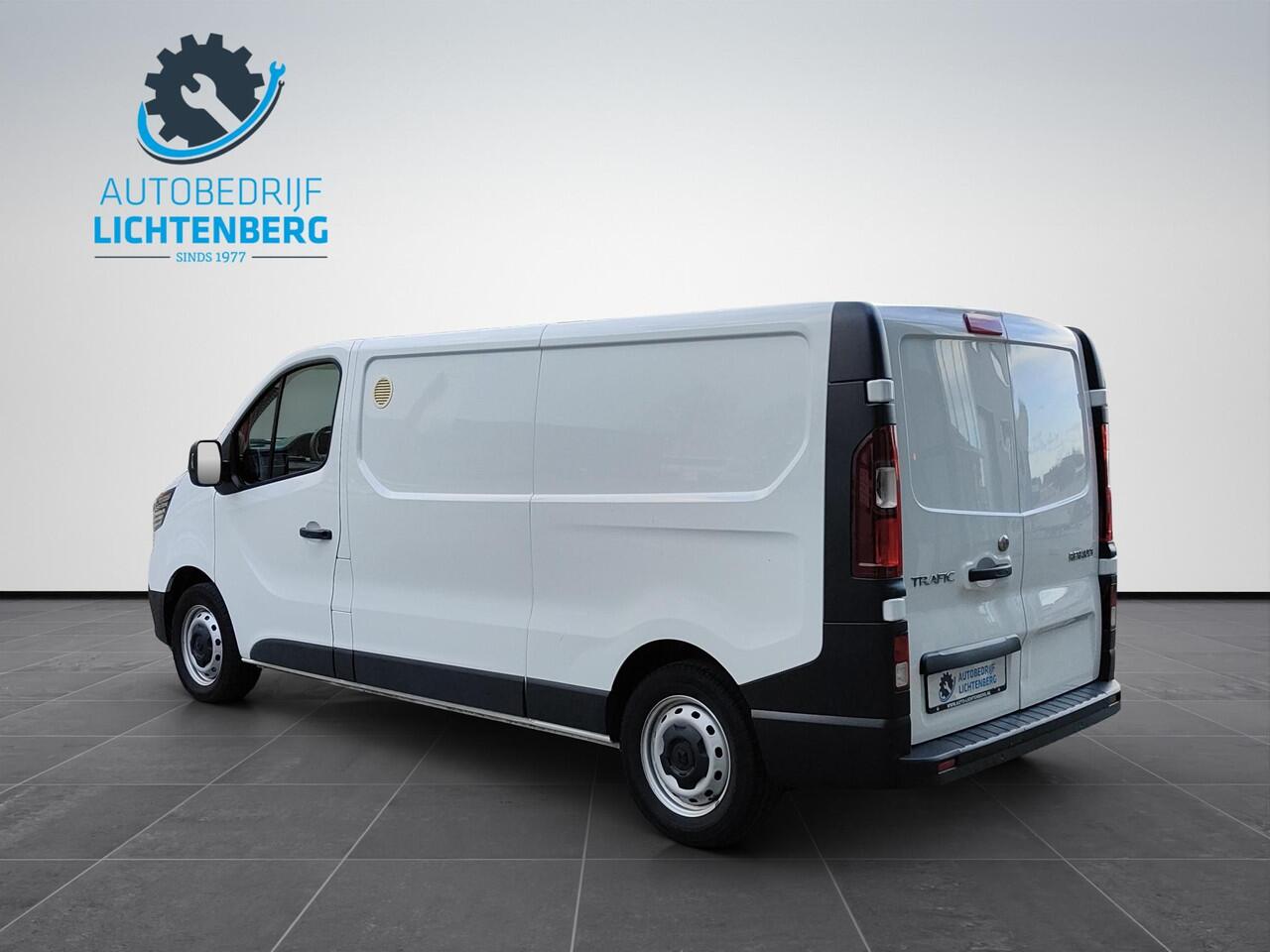 Renault TRAFIC Blue dCi 110 L2H1 Komfort Stoelverwarming / Parkeersensoren / Sortimo systeem