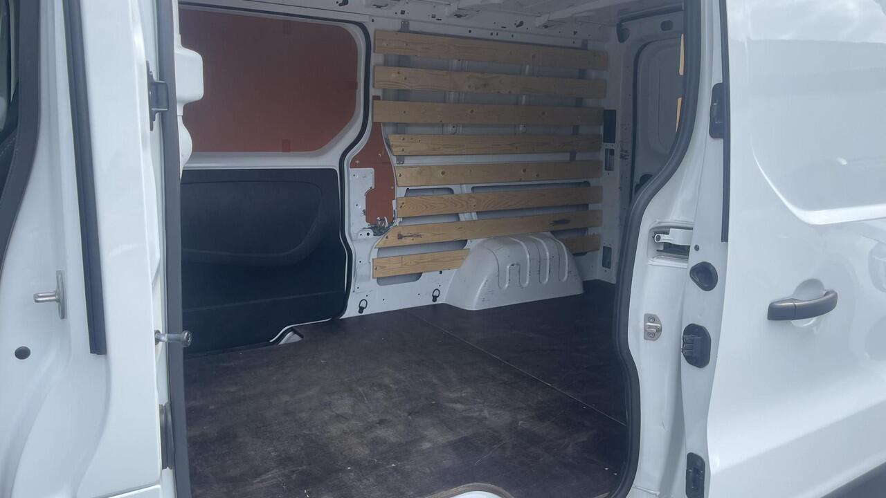 Renault TRAFIC 2.0 dCi 130 T30 L2H1 Work Edition | Trekhaak | Navigatie