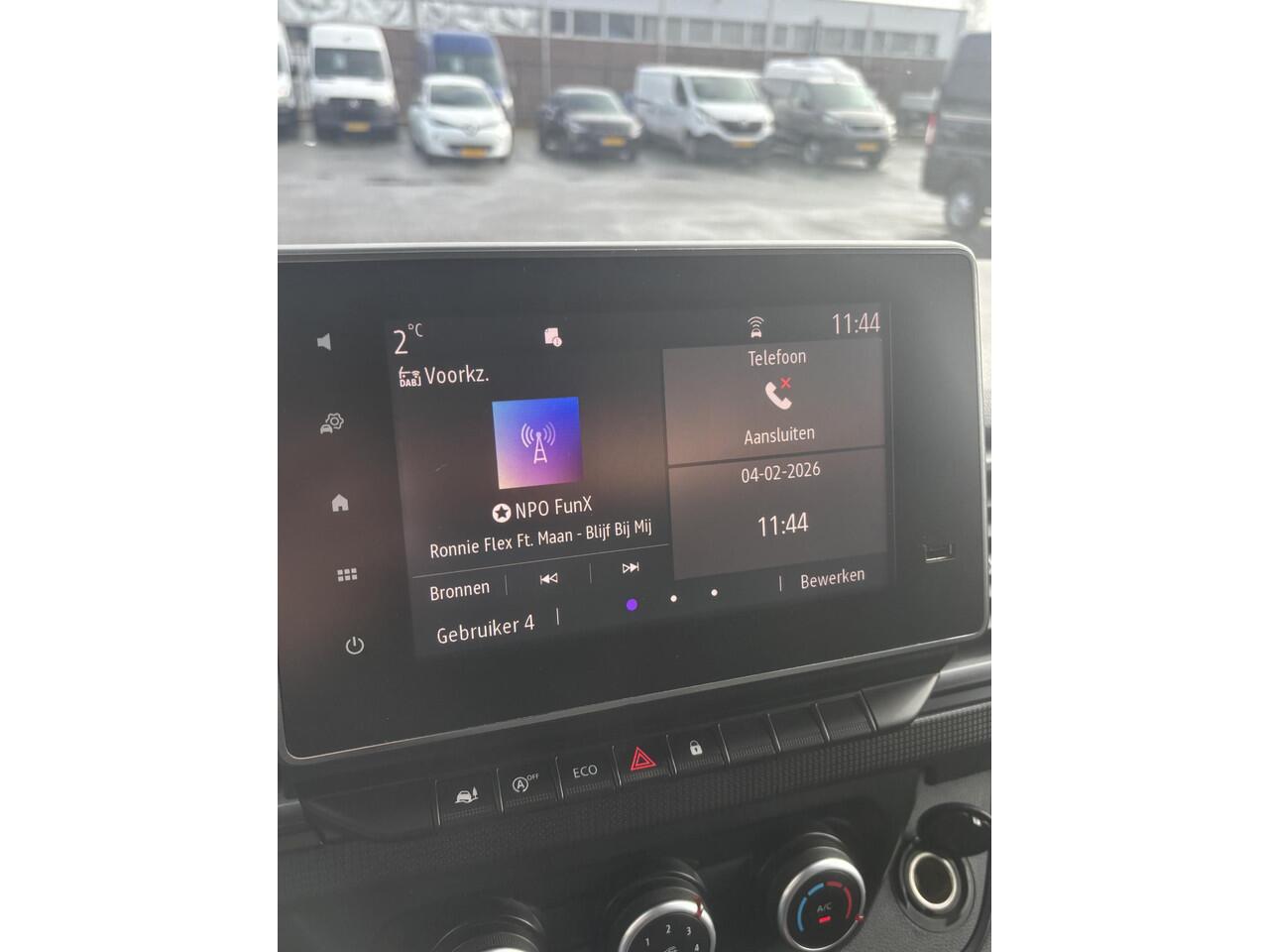 Renault TRAFIC 2.0 dCi 130 T30 L2H1 Comfort*CRUISE*TEL*A/C*3PERS*