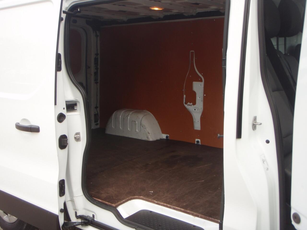 Renault TRAFIC L2 110 pk Imperiaal Trekhaak 85783 km bj 23