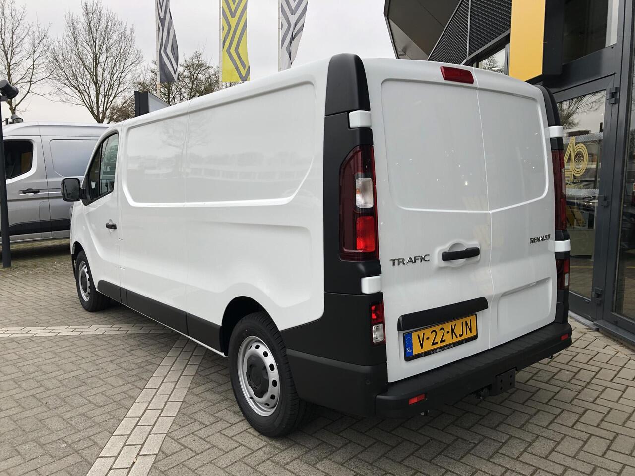 Renault TRAFIC 2.0 Blue dCi 130 T30 L2H1 Start ** BPM-VRIJ ** & Direct leverbaar [ ¤ 18.470,- voordeel ]