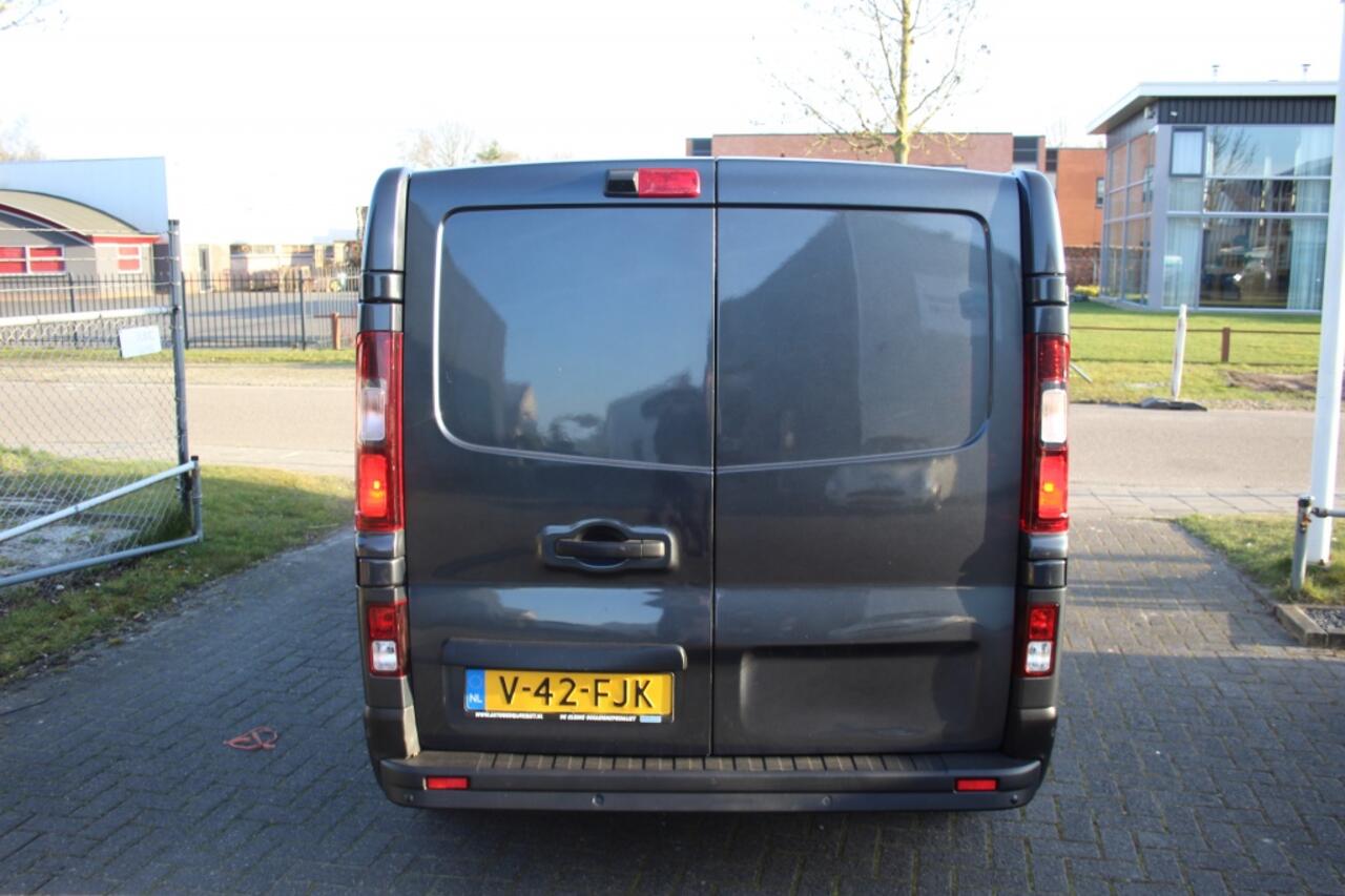 Renault TRAFIC 2.0 Blue dCi T30 L2