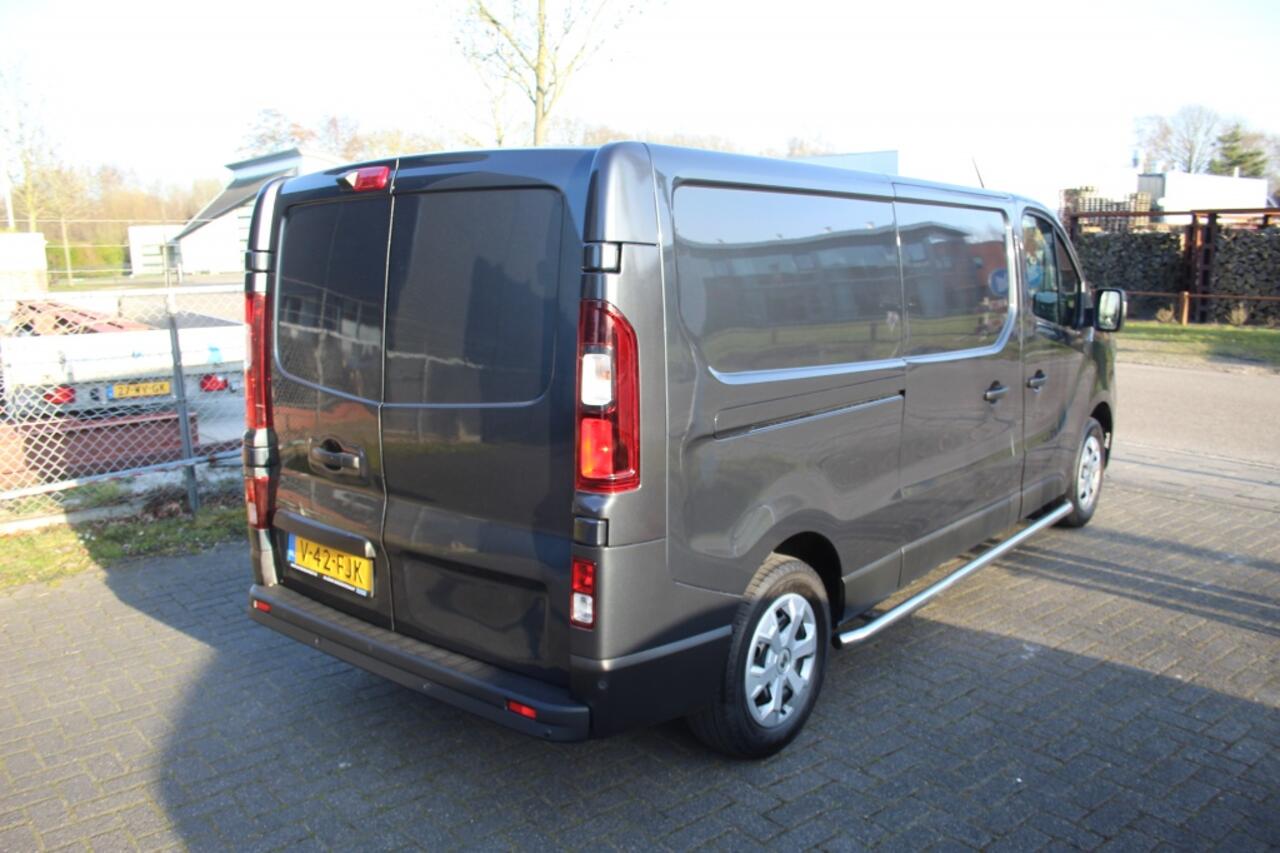 Renault TRAFIC 2.0 Blue dCi T30 L2