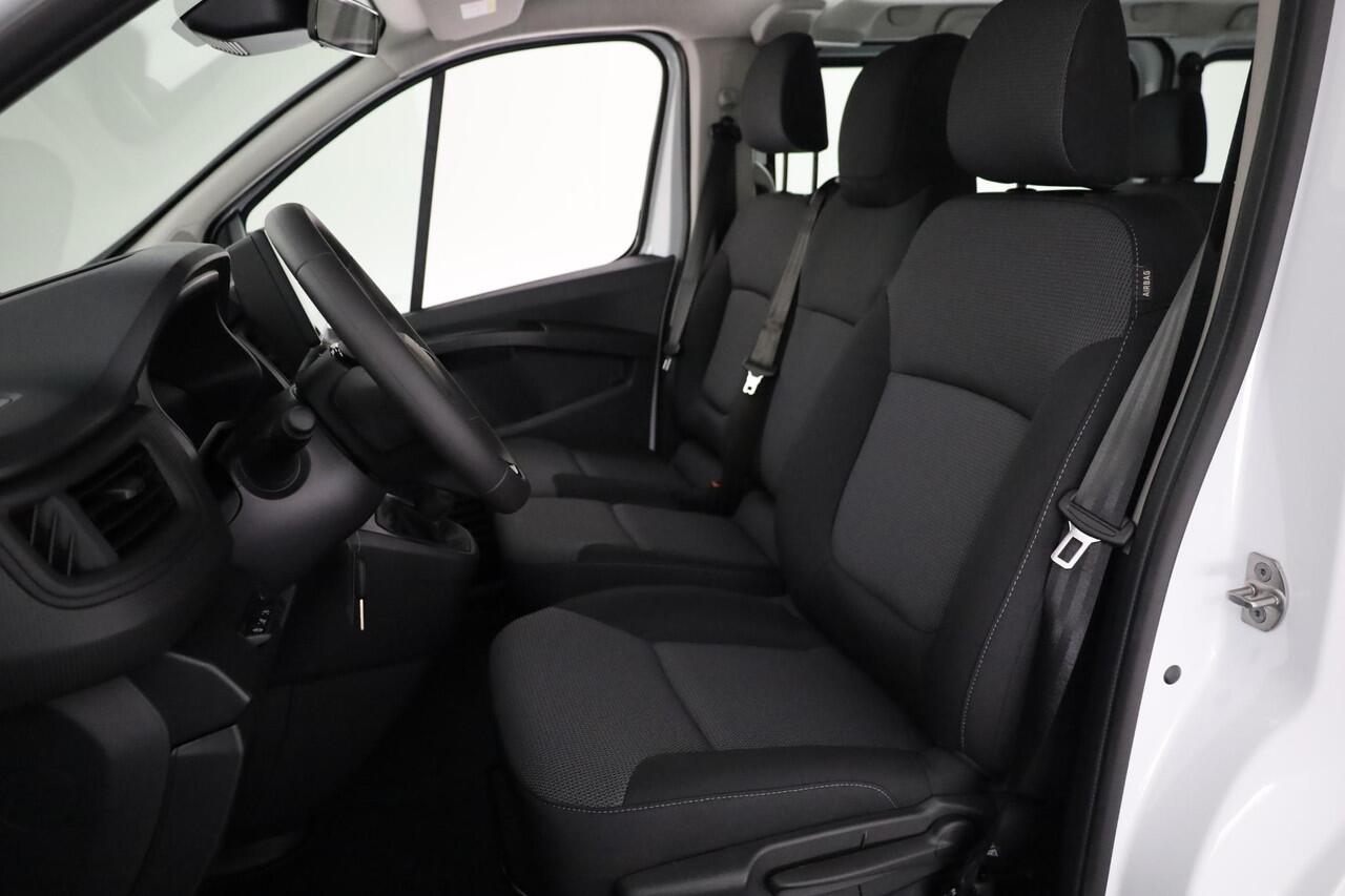 Renault TRAFIC Passenger Life L2 DCI 110 9-Persoons