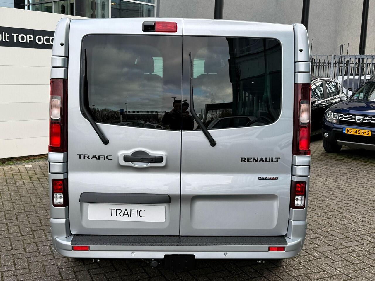 Renault TRAFIC 2.0 Blue dCi 170 DC T30 L2H1 Anniversary | BPM vrij | Direct leverbaar | Navi | Camera