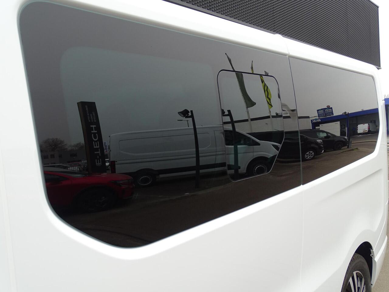 Renault TRAFIC 2.0 Blue dCi 170 T30 L2H1 Extra ANNIVERSARY / DUBBEL CABINE / TREKHAAK / 5-PERSOONS