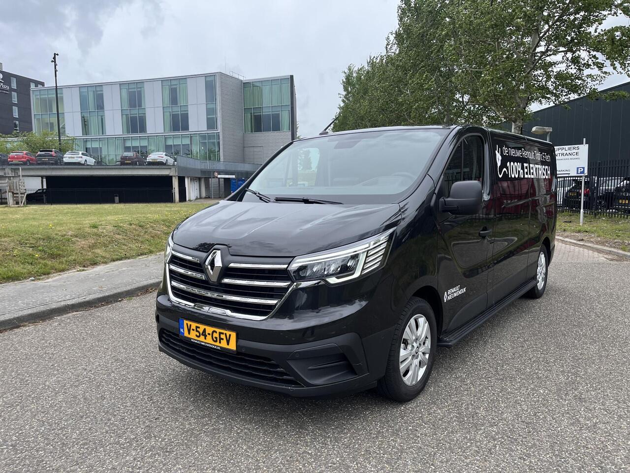 Renault TRAFIC E-Tech T29 L2H1 Advance 52 kWh Renault Trafic E-Tech T29 L2H1 52 kWh ANDROID AUTO / APPLE CARPLAY / AIRCO / NAVIGATIE / PARKEERSENSOREN+CAMERA.