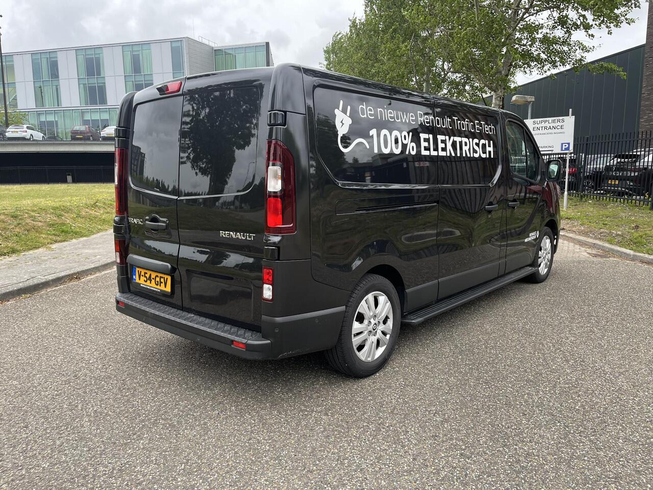 Renault TRAFIC E-Tech T29 L2H1 Advance 52 kWh Renault Trafic E-Tech T29 L2H1 52 kWh ANDROID AUTO / APPLE CARPLAY / AIRCO / NAVIGATIE / PARKEERSENSOREN+CAMERA.