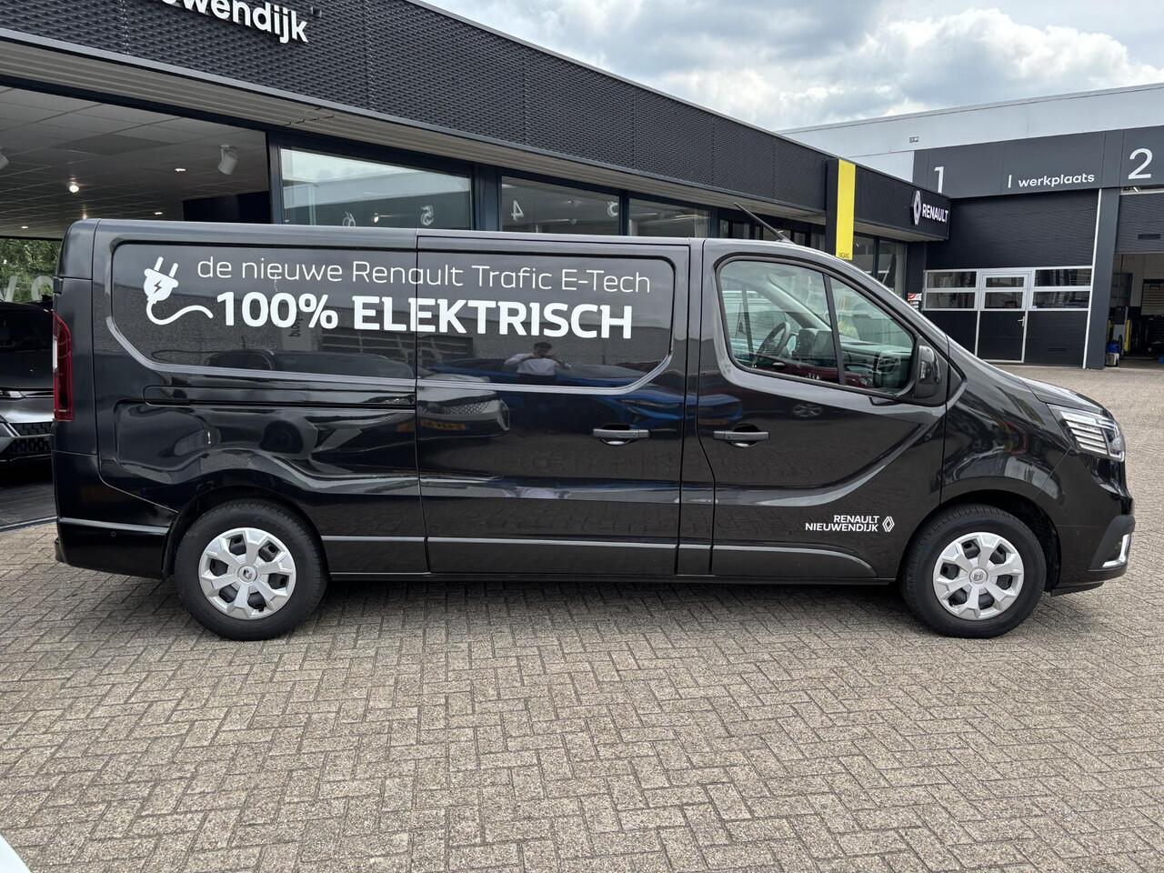 Renault TRAFIC E-Tech T29 L2H1 Advance 52 kWh / KEYLESS ENTRY / CLIMATE CONTROL / NAVIGATIE INCL. APPLE & ANDROIDCARPLAY / 22Kw BOORDLADER / SENSOREN EN CAMERA