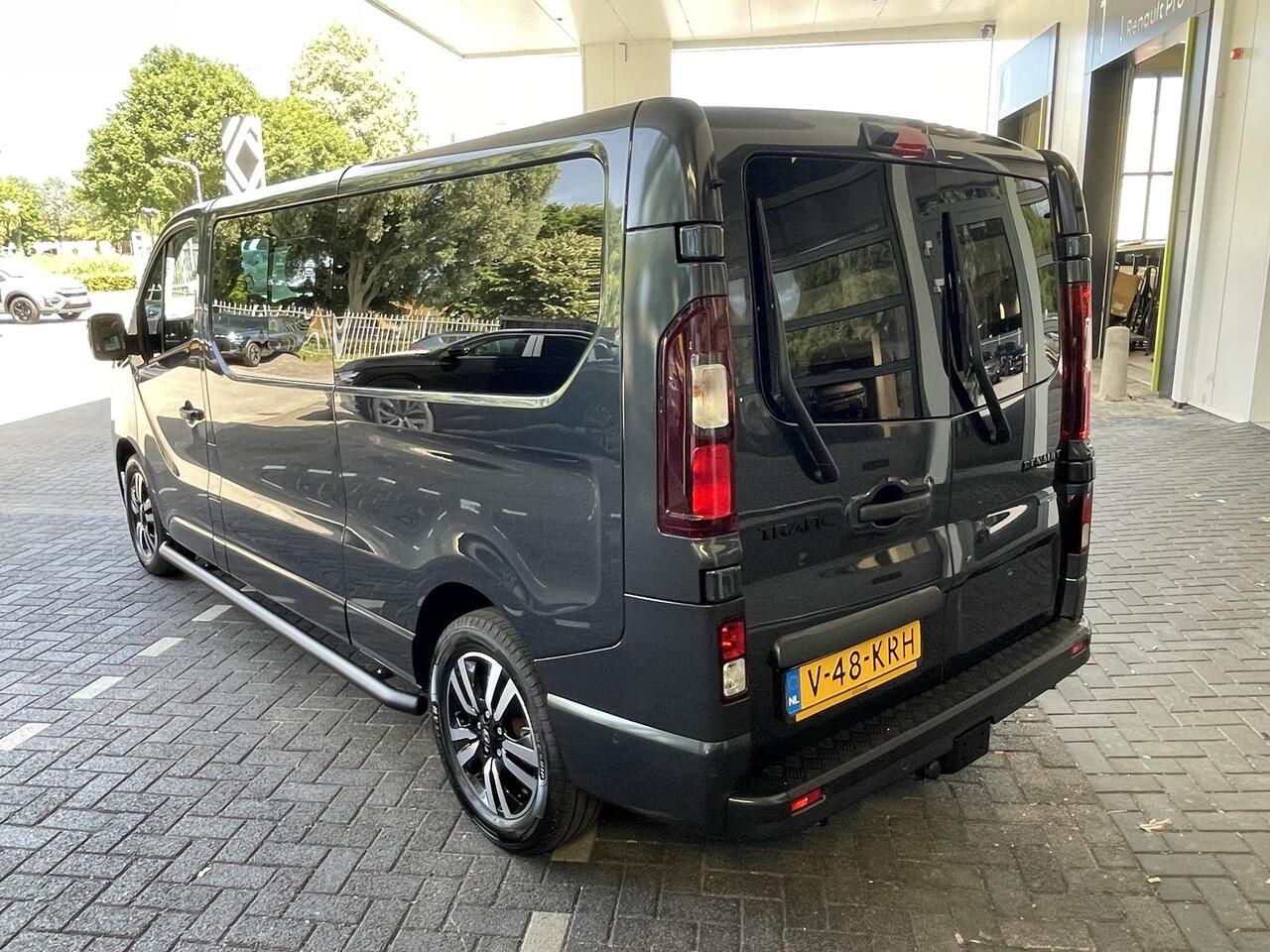 Renault TRAFIC 2.0 Blue dCi 170 DC T30 L2H1 Anniversary | BPM vrij | Direct leverbaar | Camera | Navigatie | Carplay