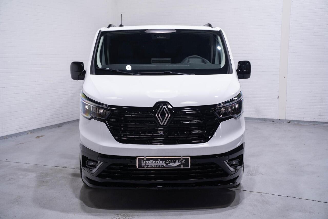 Renault TRAFIC 2.0 dCi 150 pk Dubbel Cabine Black Style Navi Camera, 18" LMV, Spoiler V+A, LED Koplampen, Keyless Entry, BPM Vrij, 6-Zits