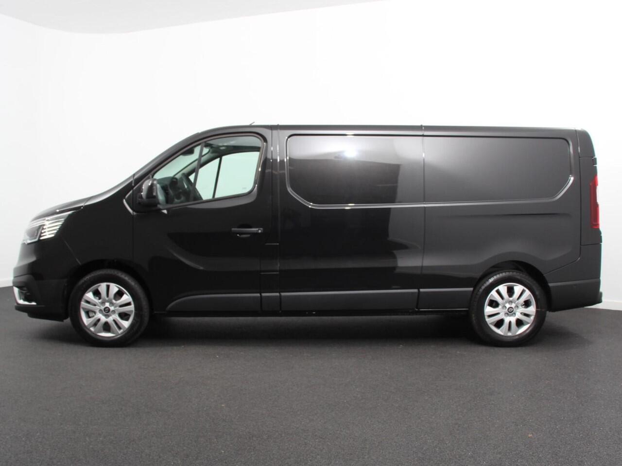 Renault TRAFIC 2.0 150PK L2H1 Advance Navigatie Airco Lichtmetalen velgen Trekhaak Camera Parkeer sensoren