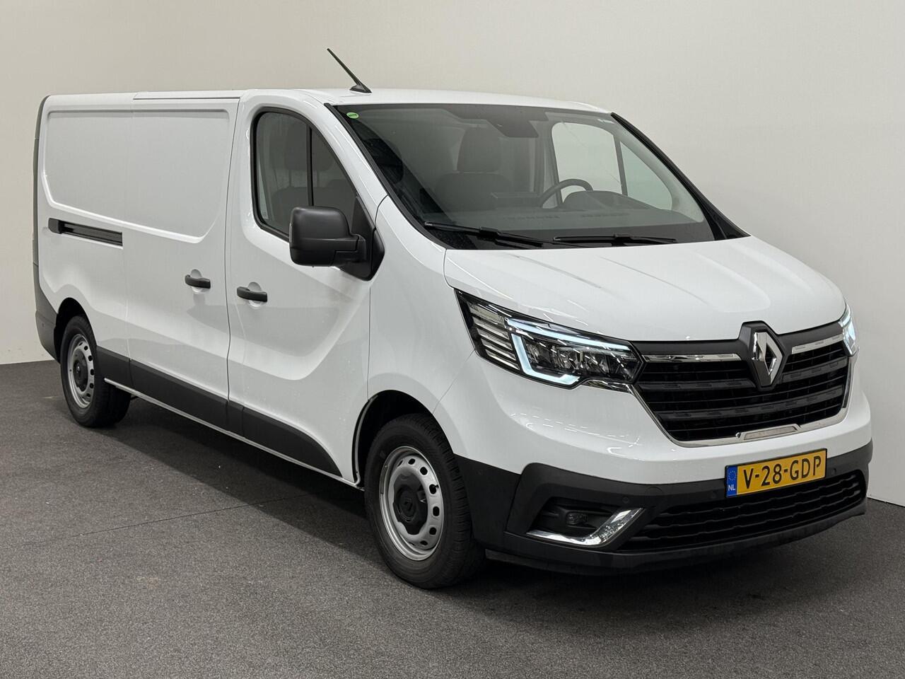 Renault TRAFIC 2.0 Blue dCi 150PK T30 L2H1 Advance Airco Bluetooth Camera Cruise PDC Trekhaak