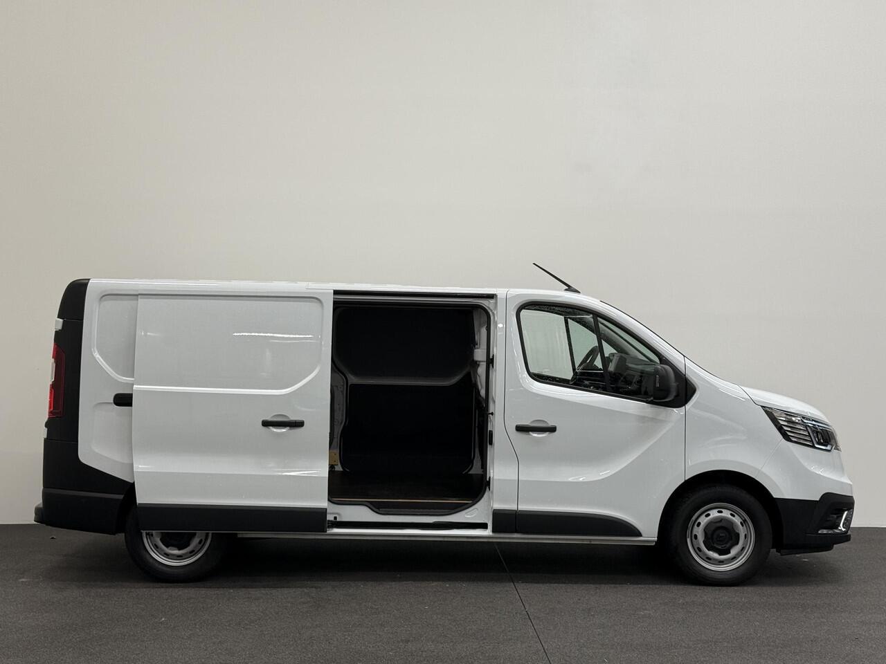 Renault TRAFIC 2.0 Blue dCi 150PK T30 L2H1 Advance Airco Bluetooth Camera Cruise PDC Trekhaak