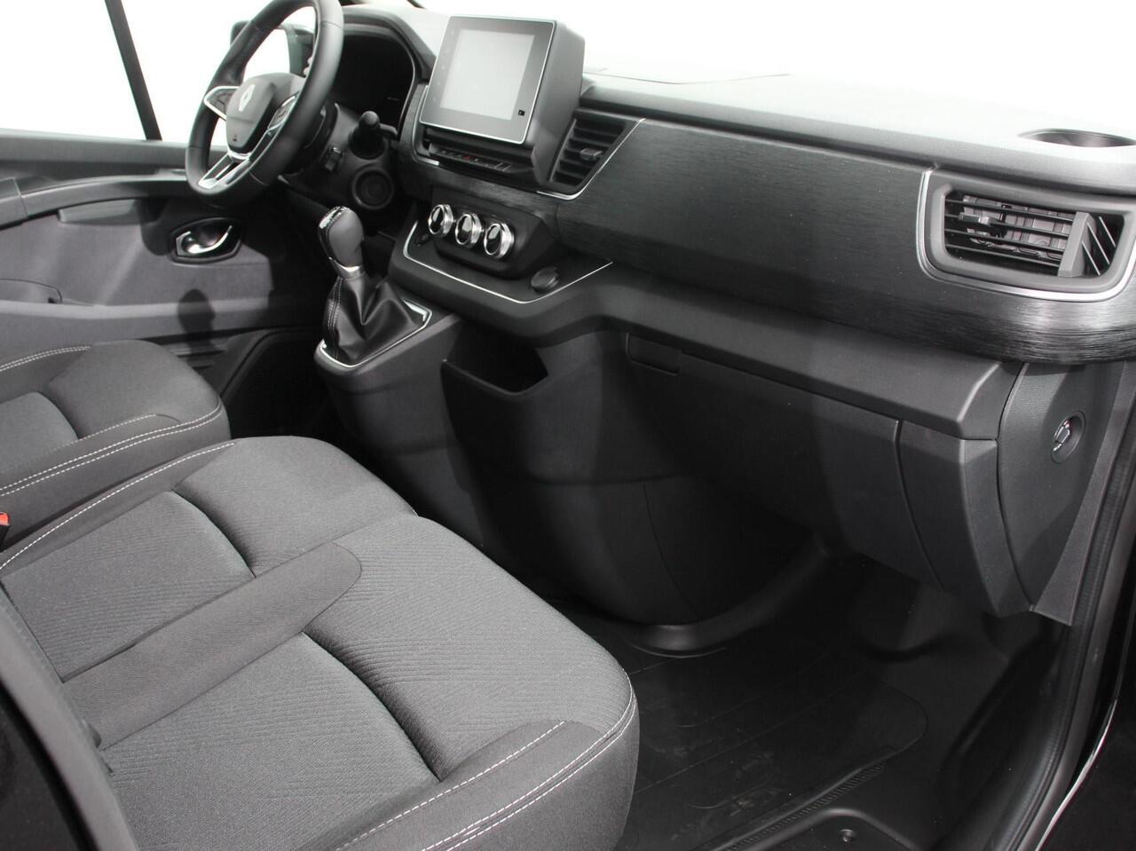 Renault TRAFIC 2.0 150PK T29 L2H1 Extra Dubbele Cabine Navigatie Airco Lichtmetalen velgen Betimmering Trekhaak Camera Parkeer sensoren