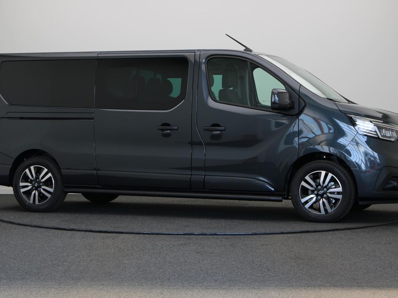 Renault TRAFIC 2.0 dCi EDC 170pk T29 L2H1 Extra DC | Dubbel cabine | Anniversary | Sidebars | Zwarte logo's | Glasslook |