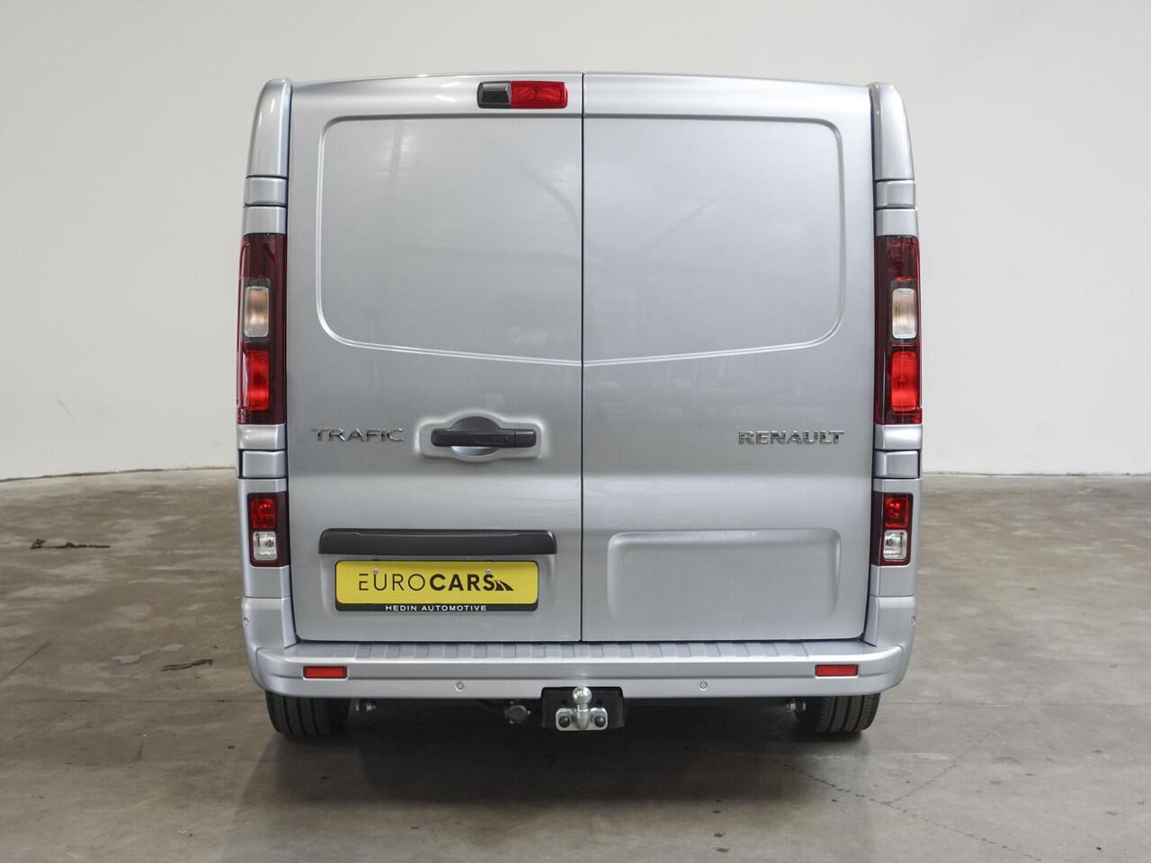 Renault TRAFIC 2.0 Blue dC1 150 EDC T29 L2H1 Extra DC Dubbele Cabine Automaat Trekhaak Navigatie Camera