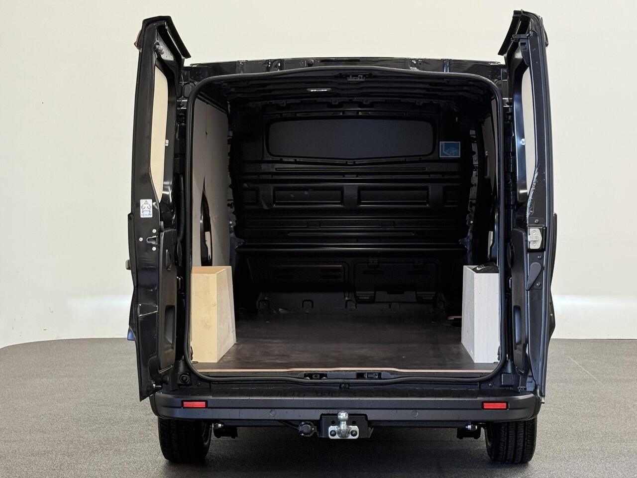 Renault TRAFIC 2.0 Blue dCi 150 EDC T30 L2H1 Advance Navigatie Airco Lichtmetalen velgen Betimmering Trekhaak Camera Parkeer sensoren Dab