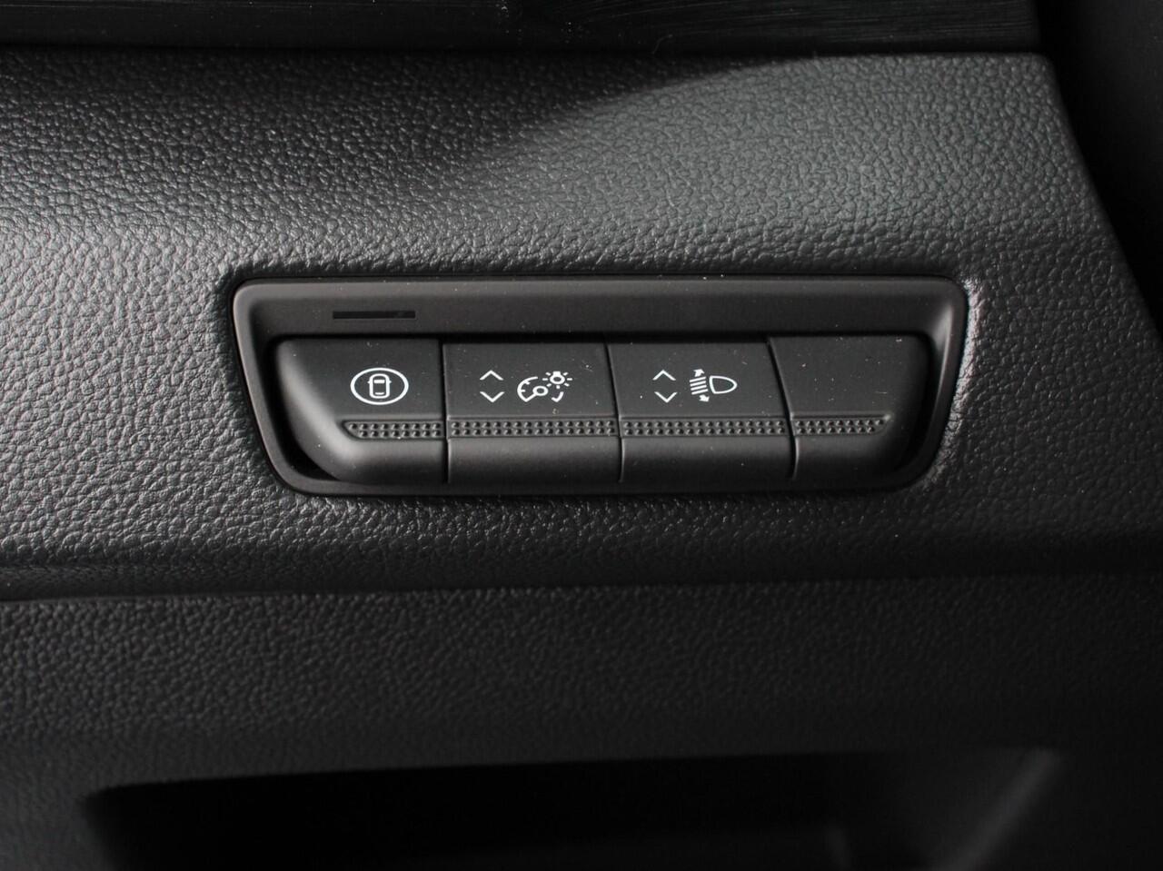 Renault TRAFIC 2.0 Blue dCi 150 Automaat T30 L2H1 Advance Navigatie Airco Lichtmetalen velgen Betimmering Trekhaak Camera Parkeer sensoren Dab