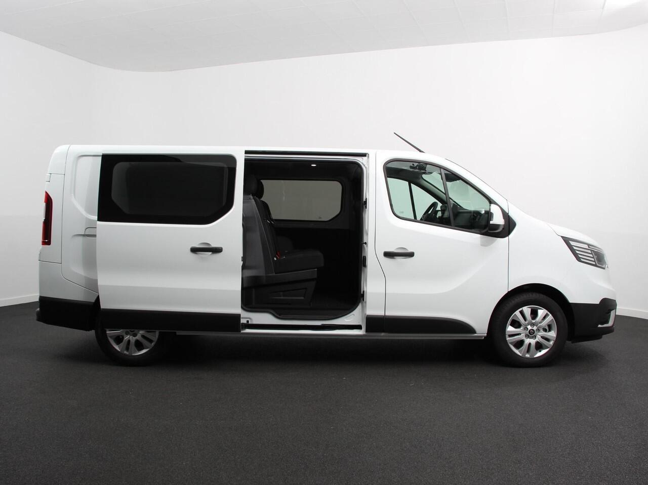 Renault TRAFIC 2.0 Blue dC1 150 EDC T30 L2H1 Advance Dubbele cabine Navigatie Airco Lichtmetalen velgen Betimmering Trekhaak Camera Parkeer sensoren Dab