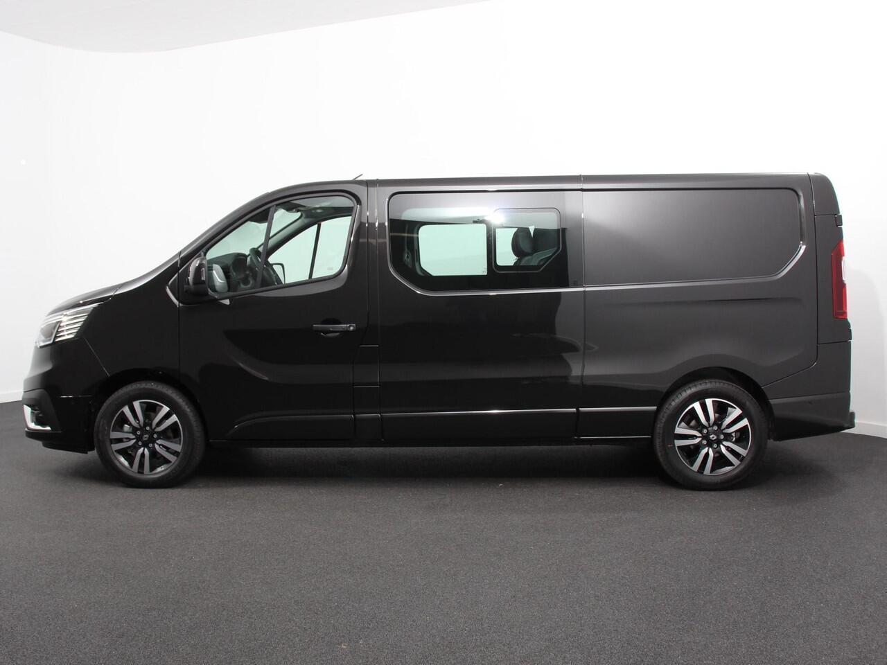 Renault TRAFIC 2.0 Blue dC1 150 EDC T29 L2H1 Extra Dubbele Cabine | Navigatie | Airco | Lichtmetalen velgen | Betimmering | Trekhaak | Camera | Parkeer sensoren | Dab