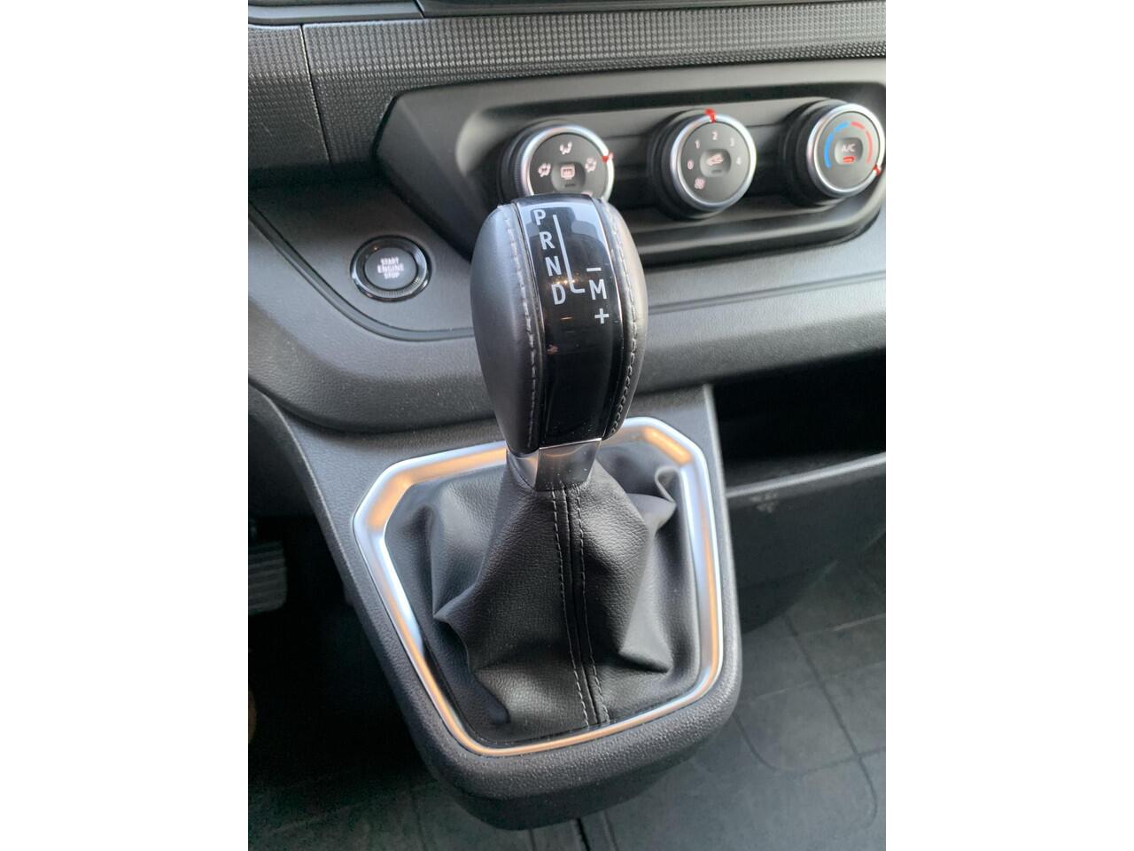 Renault TRAFIC 2.0 dCi 150 T29 L2H1 DC camera keyles navi