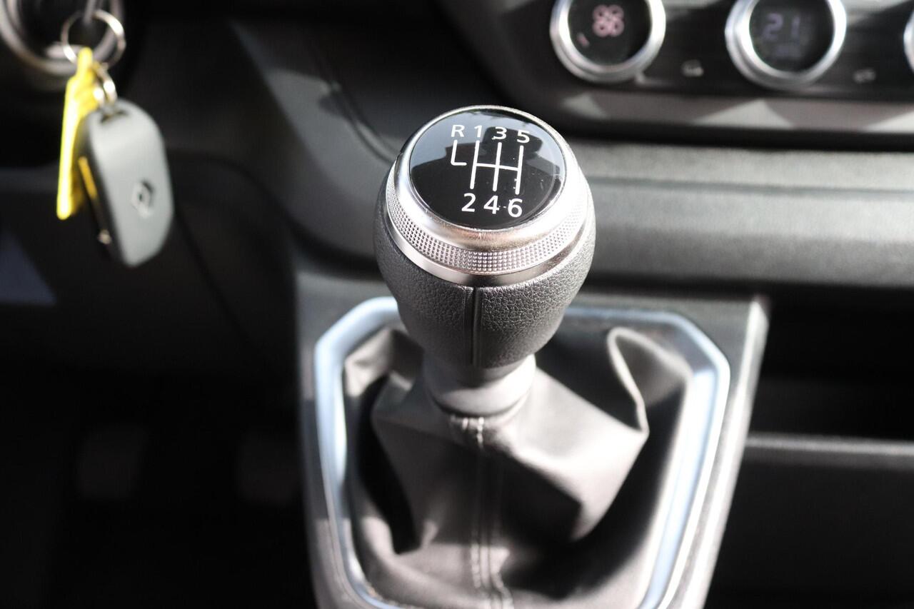 Renault TRAFIC 2.0 Blue dCi 130 T29 L2H1 Advance DC | Easylink Navigatie | Trekhaak | Camera |