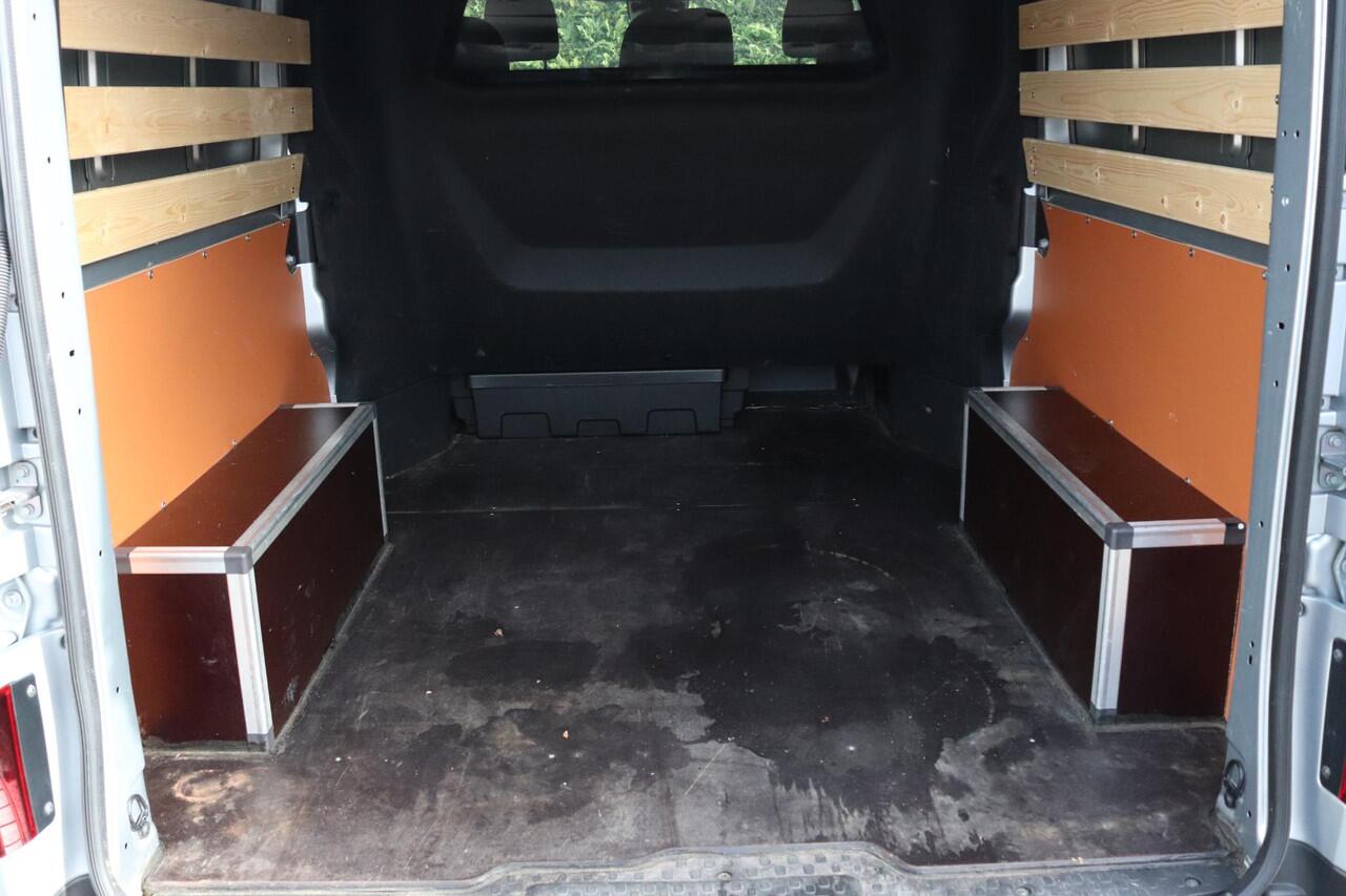 Renault TRAFIC 2.0 Blue dCi 130 T29 L2H1 Advance DC | Easylink Navigatie | Trekhaak | Camera |