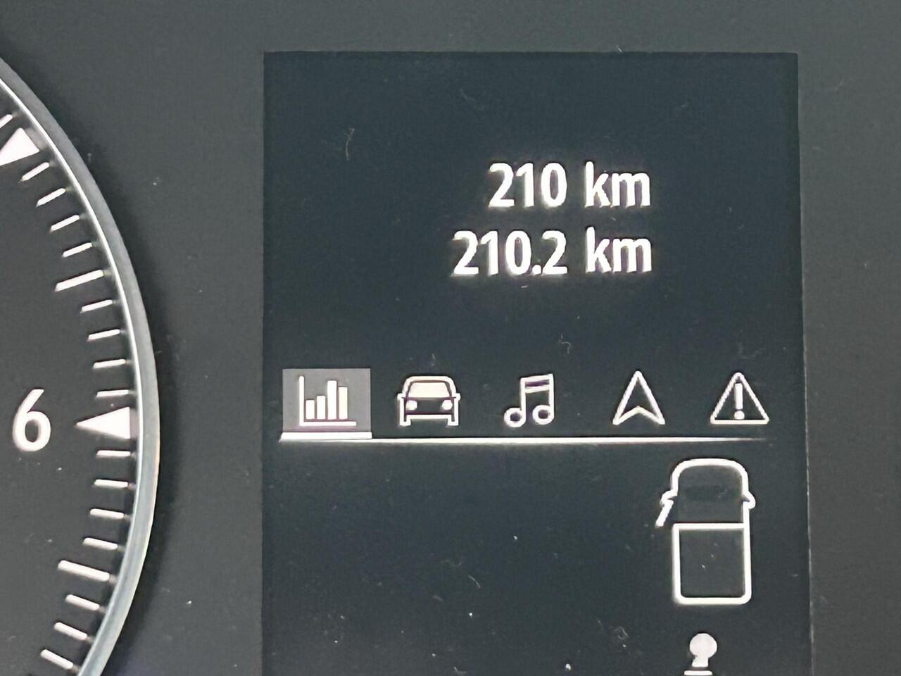 Renault TRAFIC 2.0 dCi 130 T30 L2H1 Black Edition | Side Bars | 200 km | BPM vrij |