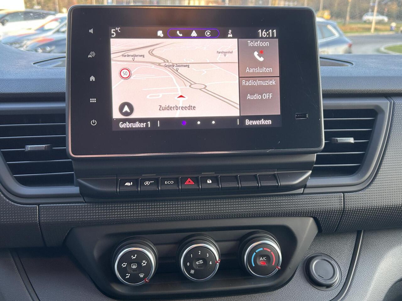 Renault TRAFIC 2.0 dCi 130 T30 L2H1 Black Edition | Side Bars | 200 km | BPM vrij |