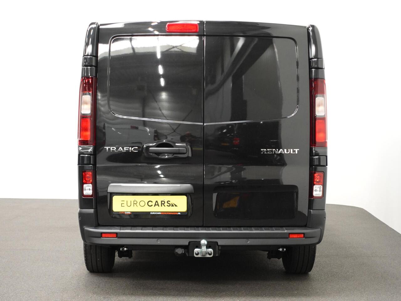 Renault TRAFIC 2.0 Blue dCi 150PK T30 L2H1 Advance Automaat Airco Bluetooth Cruise Parkeersensoren Navigatie Trekhaak