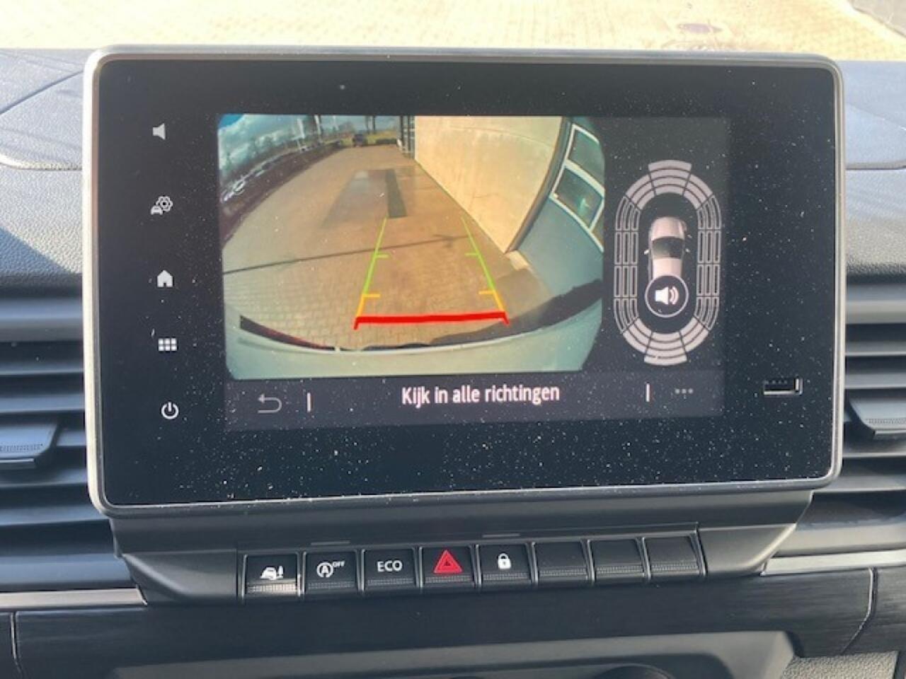 Renault TRAFIC 2.0 D 130pk L1H1 - Navi - Carplay/Android - Camera - sensoren v/a/zijkant - betimmering