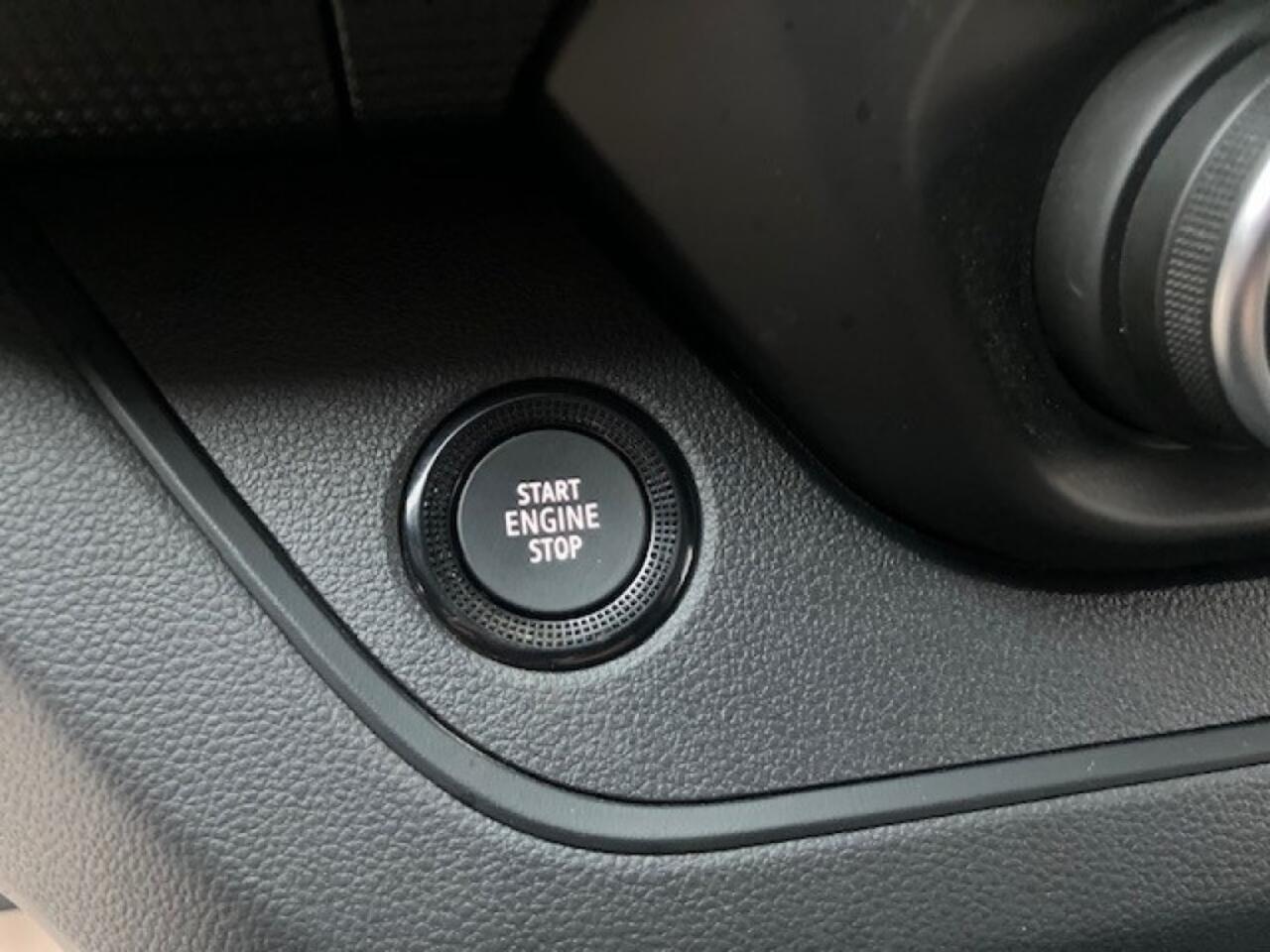 Renault TRAFIC 2.0 D 130pk L1H1 - sensoren - trekhaak - keyless