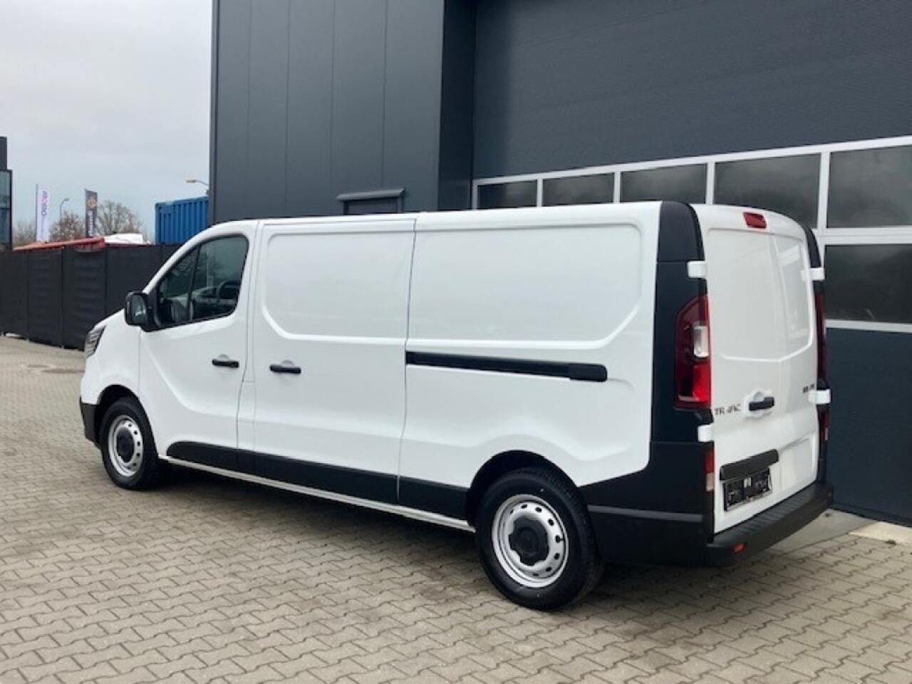 Renault TRAFIC 2.0 D 110pk L2 H1 - 2x schuifdeur!! - sensoren voor/achter/zijkant - all season banden