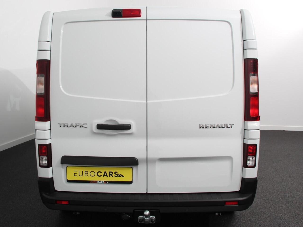 Renault TRAFIC 2.0 Blue dC1 150PK T30 L2H1 Advance Automaat Navigatie | Airco | Lichtmetalen velgen | Betimmering | Trekhaak | Camera | Parkeer sensoren | Dab