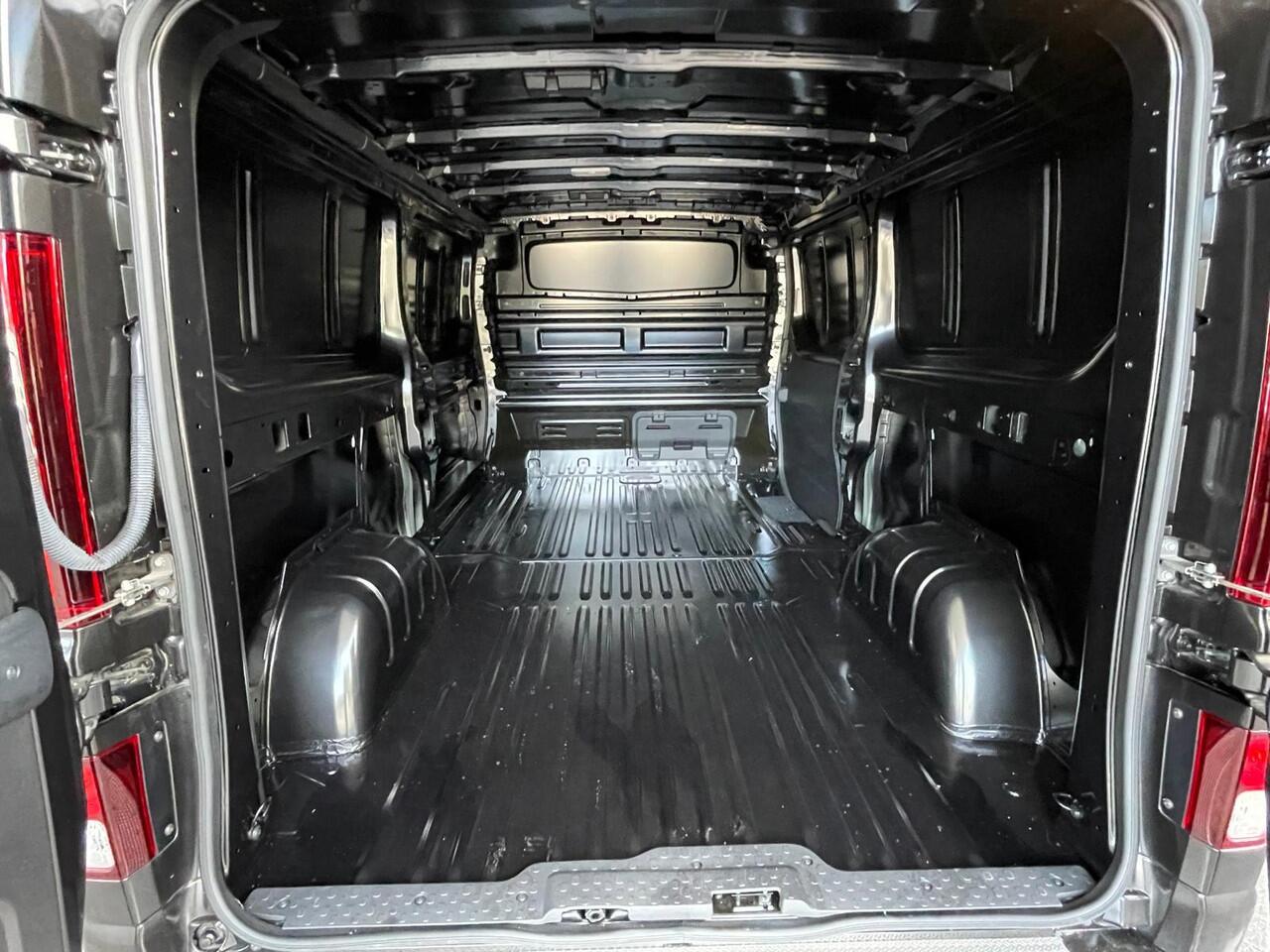 Renault TRAFIC E-Tech T29 L2H2 Advance 52 kWh Airco | Apple Carplay/Android auto | Camera