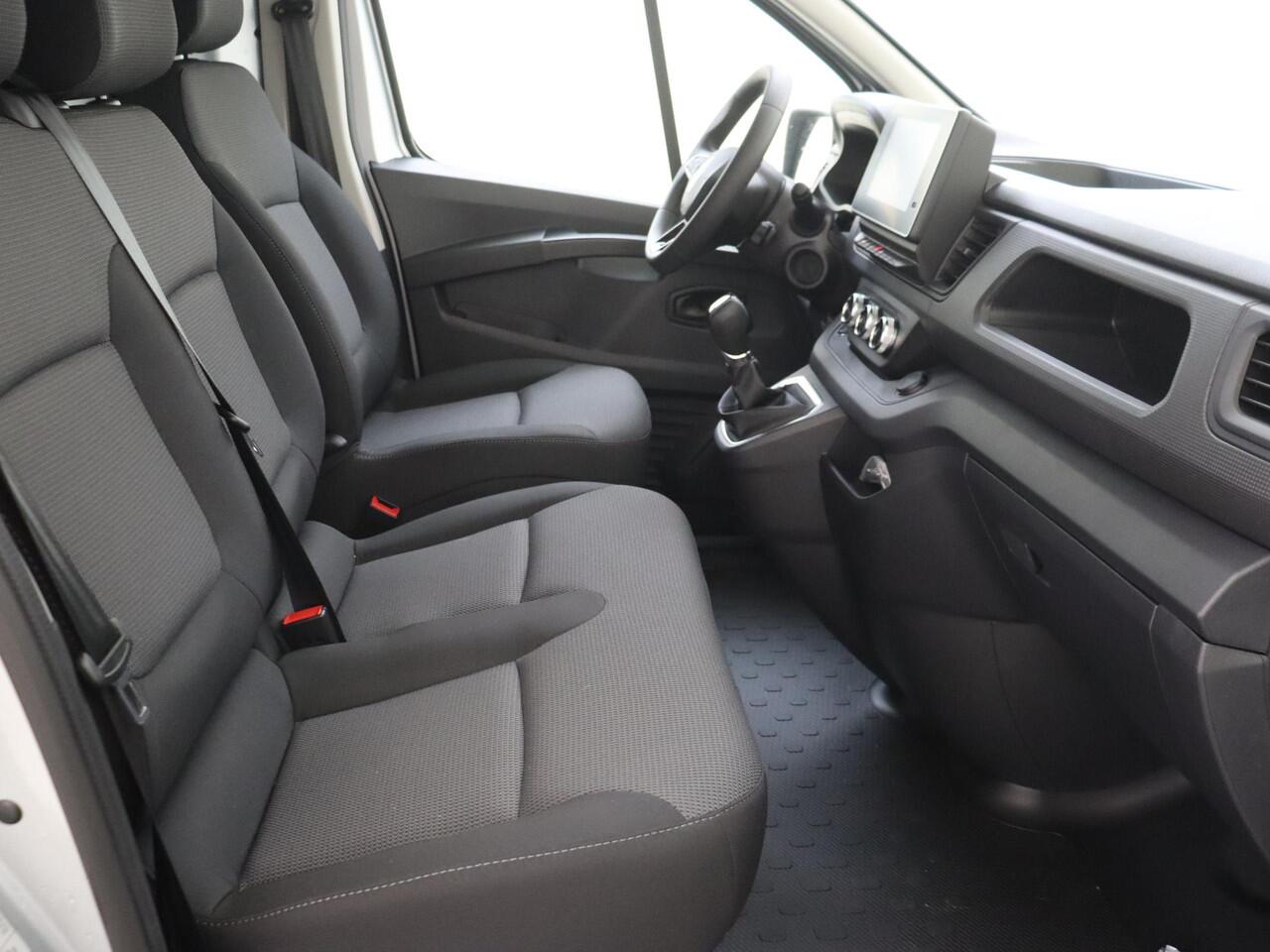 Renault TRAFIC E-Tech T29 L2H1 Advance 52 kWh | NIEUW ! | Navigatie | Carplay | Cruise Control & Snelheidbegrenzer | FULL LED verlichting |