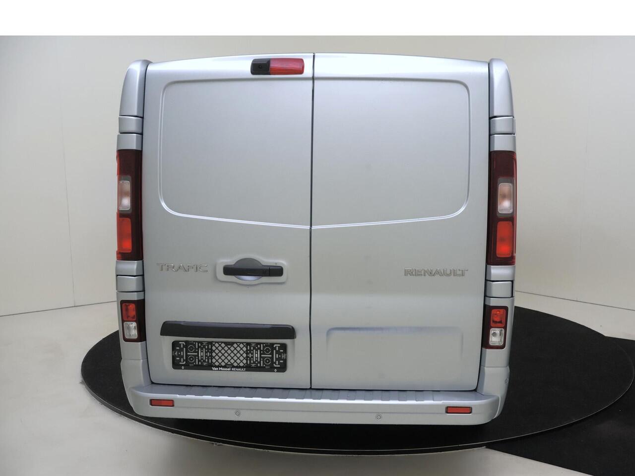 Renault TRAFIC E-Tech T29 L2H1 Advance 52 kWh | NIEUW ! | Navigatie | Carplay | Cruise Control & Snelheidbegrenzer | FULL LED verlichting |