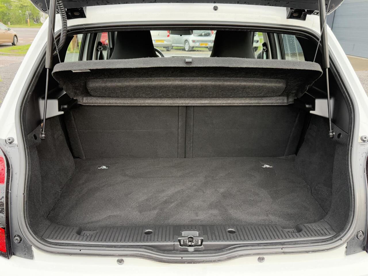 Renault TWINGO 1.0 SCe Collection Airco,Dealer Onderhouden,2e Eigenaar,Elekt Ramen,Apk tot 06-2026