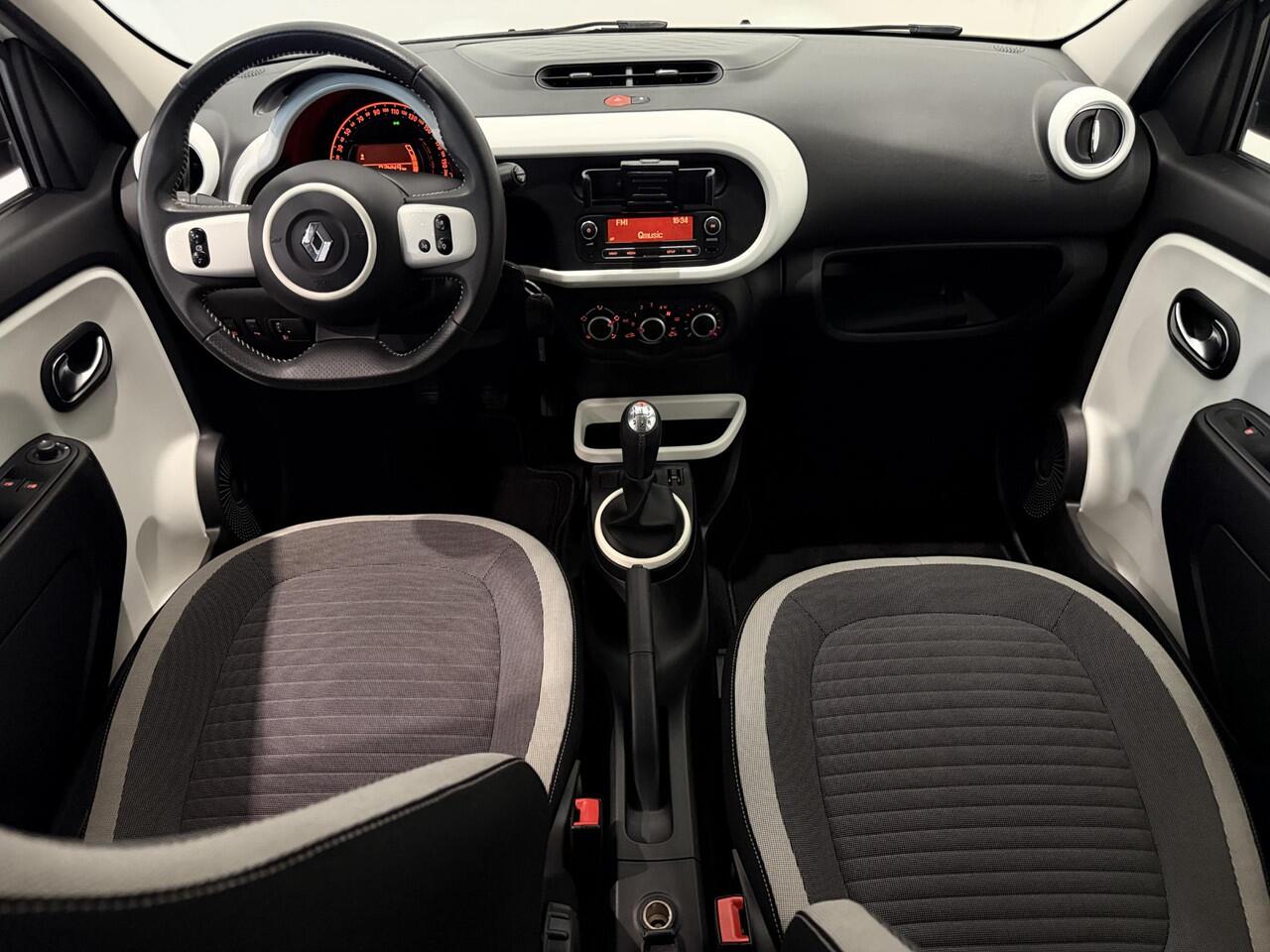 Renault TWINGO 1.0 SCe 70 Limited | Airco | Radio-USB | Bluetooth | Parkeersensoren | Lichtmetalen velgen 15" | 1e eigenaar + dealer onderhouden!