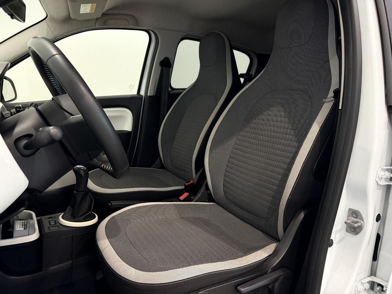 Renault TWINGO 1.0 SCe 70 Limited | Airco | Radio-USB | Bluetooth | Parkeersensoren | Lichtmetalen velgen 15" | 1e eigenaar + dealer onderhouden!