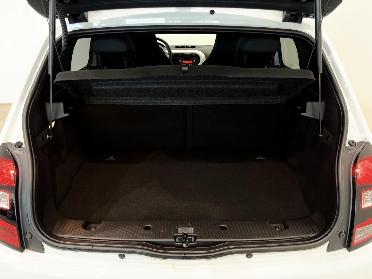 Renault TWINGO 1.0 SCe 70 Limited | Airco | Radio-USB | Bluetooth | Parkeersensoren | Lichtmetalen velgen 15" | 1e eigenaar + dealer onderhouden!