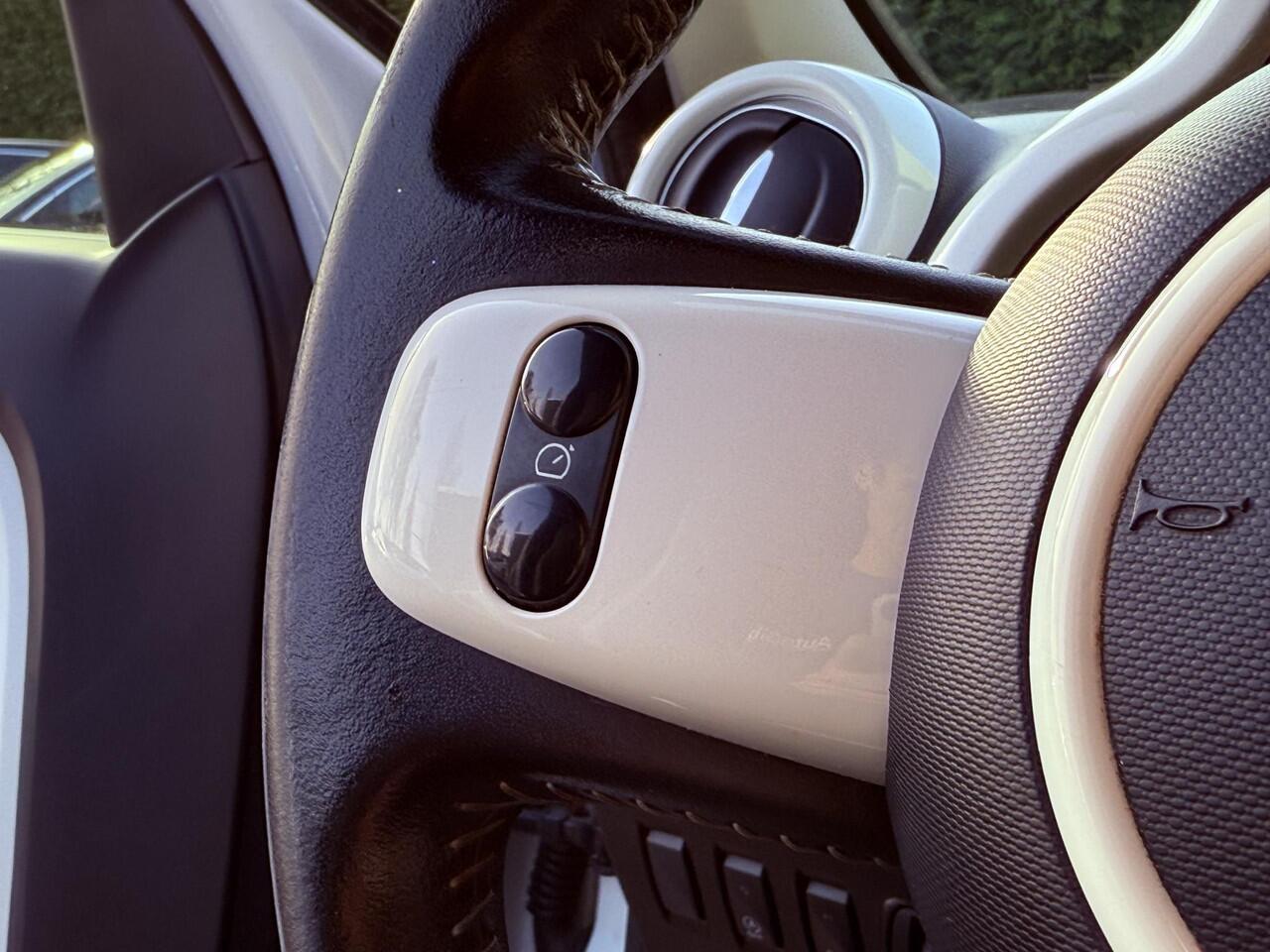 Renault TWINGO 1.0 SCe Limited l PDC l Cruise l Airco l Nationale Autopas