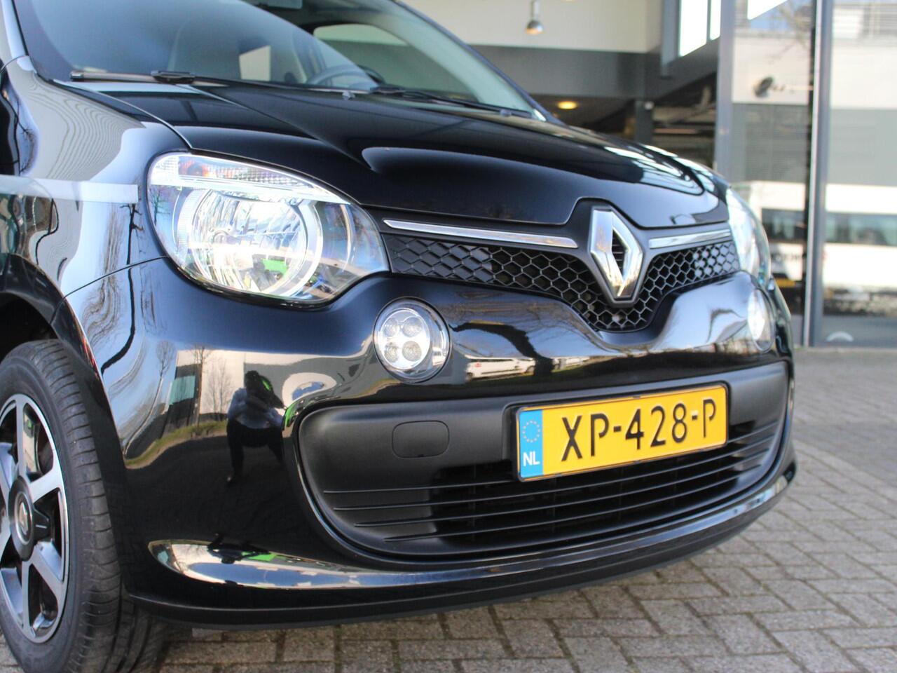 Renault TWINGO SCe 70 Limited AUTOMAAT / 20.000KM / DEALER ONDERHOUDEN / 1E EIGENAAR / AIRCO / BLUETOOTH / PDC / PRIVACY GLASS / DAB+ / 15'' LMV