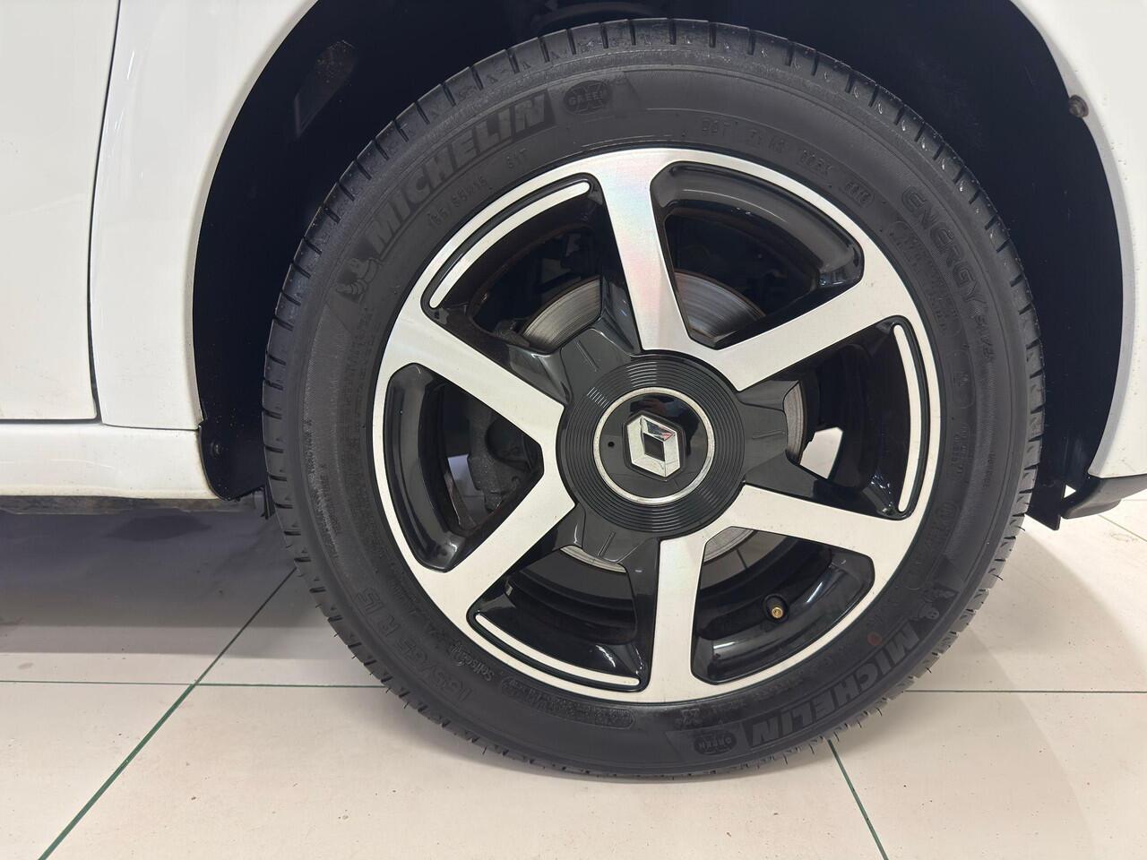 Renault TWINGO 1.0 SCe Limited | Airco | Licht Metalen Velgen | Parkeersensoren |