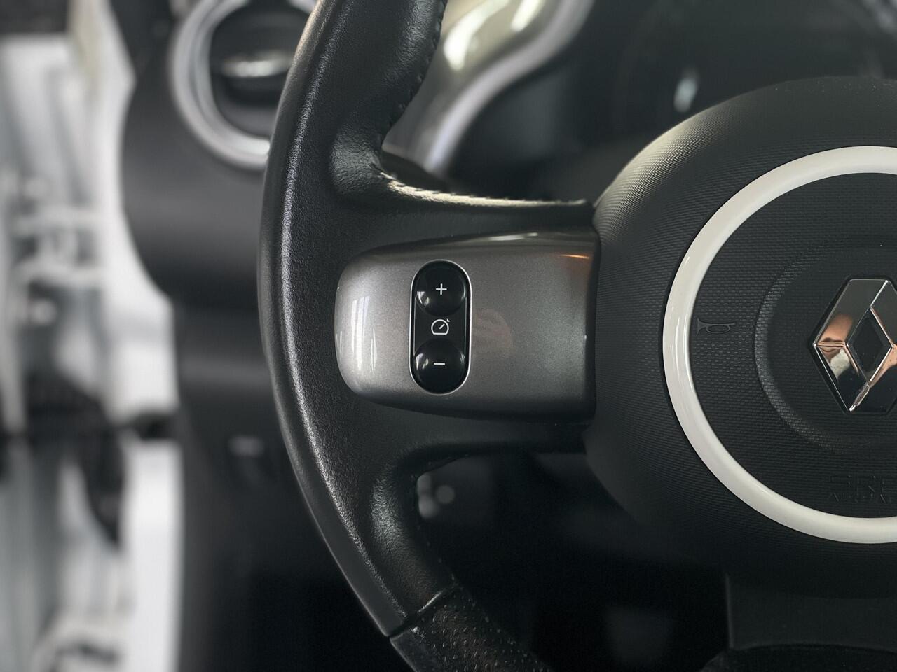 Renault TWINGO 1.0 SCe Limited